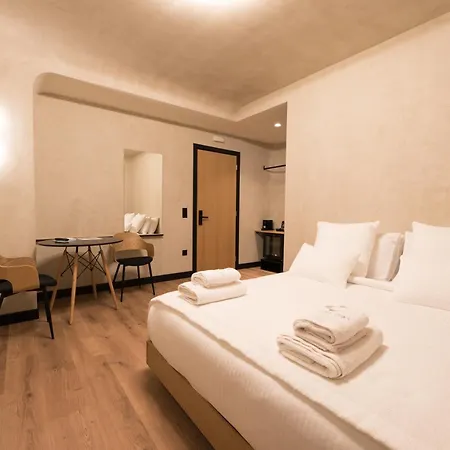 Aparthotel Athensowl *
