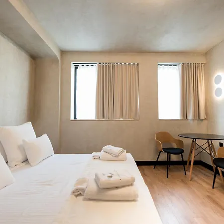 Athensowl Aparthotel